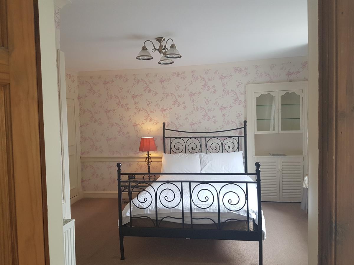 Plough Hotel Kirk Yetholm Εξωτερικό φωτογραφία